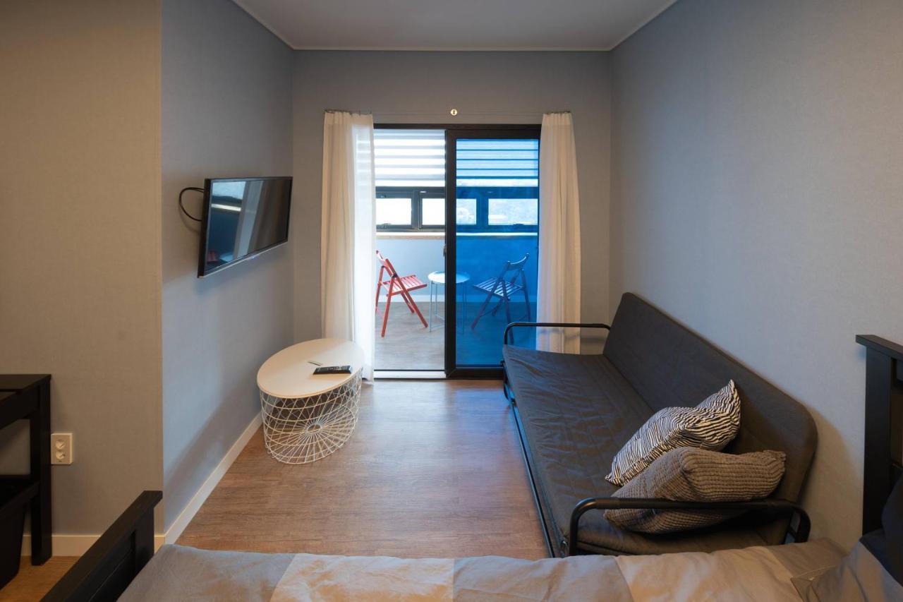 Hotel Sagye Travel à Seogwipo Extérieur photo